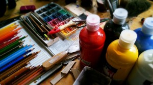 Materiales para manualidades - Suministros de Oficina Valencia