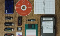 Memorias USB y discos duros