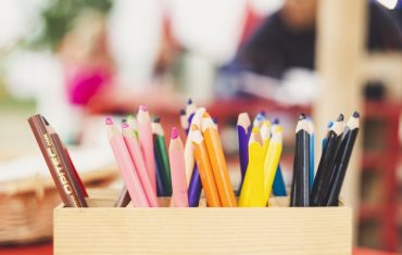 Juegos y material escolar para niños