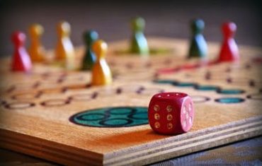 Juegos de mesa y regalos de papelería